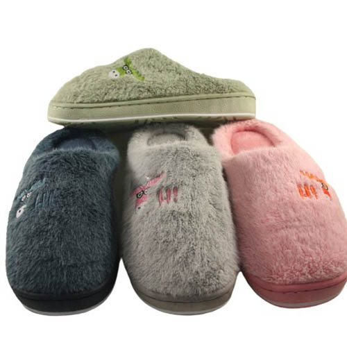 Women's slippers wholesale